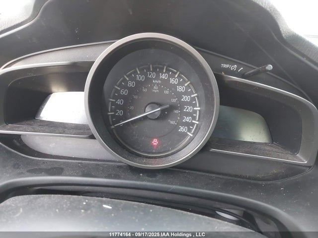 JM1BN1V70J1159800 Mazda pe