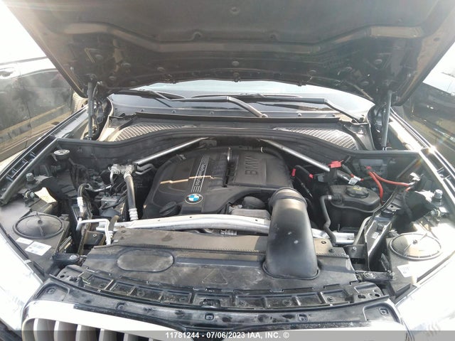 BMW 2015 2015 5UXKR0C54F0P11438 Image 10
