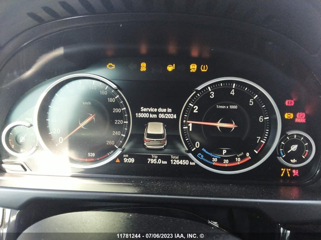 BMW 2015 2015 5UXKR0C54F0P11438 Image 7