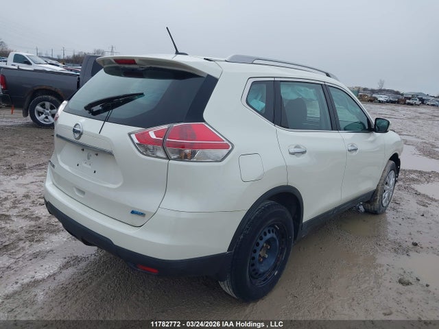 11782772 :رقم المزاد ، 5N1AT2MT7FC866647 vin ، 2015 Nissan Rogue S/sl/sv مزاد بيع