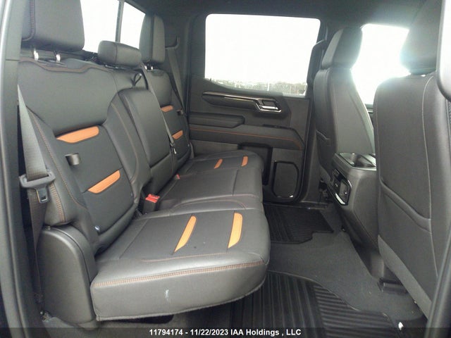 1GTUUEET8NZ615548 GMC Sierra K1500 At4