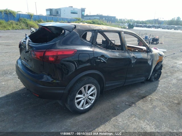 JN1BJ1CP9JW181203 Nissan QASHQAI
