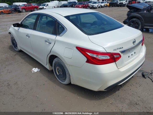 1N4AL3AP6GN350731 Nissan 2016