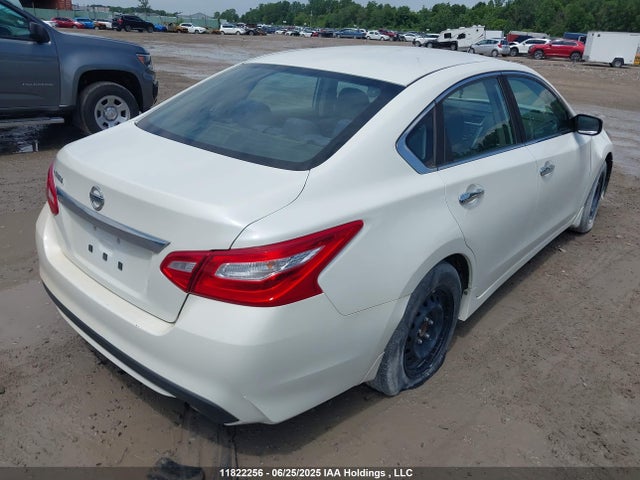 1N4AL3AP6GN350731 Nissan 2016