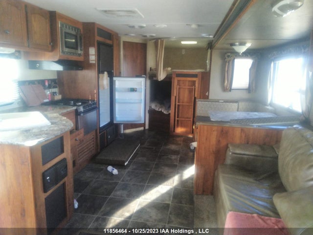 Keystone Hideout 2015 4YDT28B27FN200063 Image 5