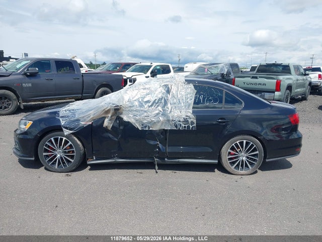 11879652 :رقم المزاد ، 3VW5S7AJ9GM390827 vin ، 2016 Volkswagen Jetta Sedan Gli مزاد بيع