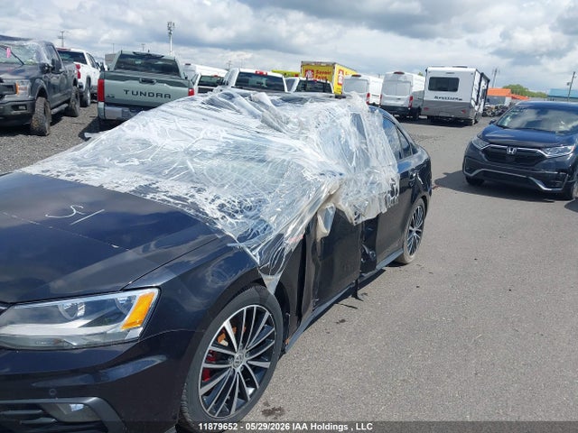 11879652 :رقم المزاد ، 3VW5S7AJ9GM390827 vin ، 2016 Volkswagen Jetta Sedan Gli مزاد بيع
