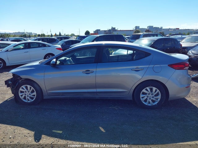 Hyundai 2017 2017 5NPD74LF1HH070982 Image 15
