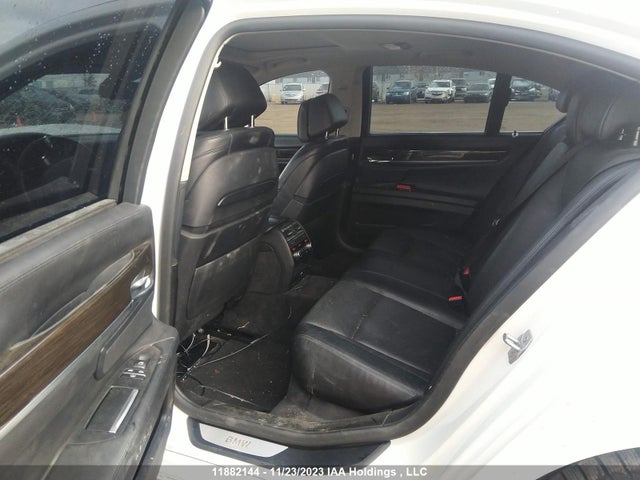 11882144 :رقم المزاد ، WBAYB6C53DD223992 vin ، 2013 Bmw 7 Series 750i Xdrive مزاد بيع