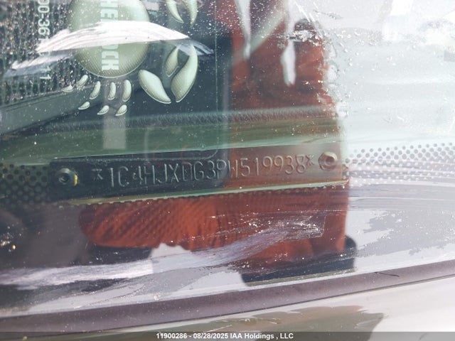 1C4HJXDG3PW519938 Jeep 2023