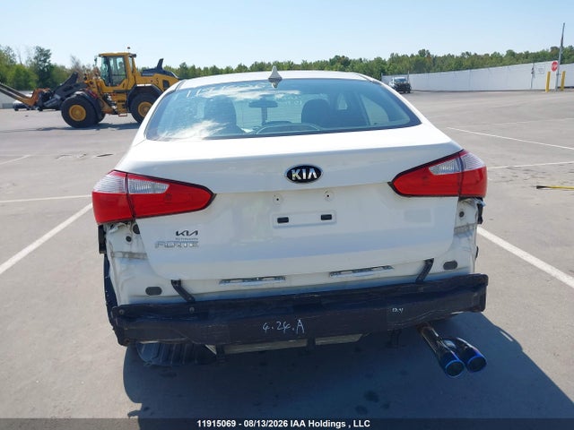 KIA FORTE LX 2015 KNAFX4A69F5264648 Image 17