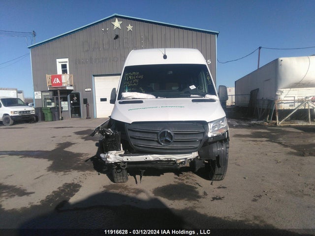 WD4BF1CD2KP064391 Mercedes-Benz om 642 with brake assist