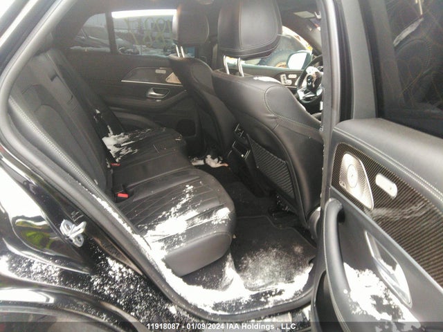 4JGFD8KB9NA828878 Mercedes-Benz m176