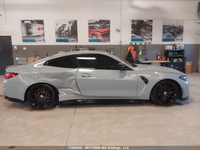 BMW M4 2022 WBS43AZ04NCJ49978 Image 13