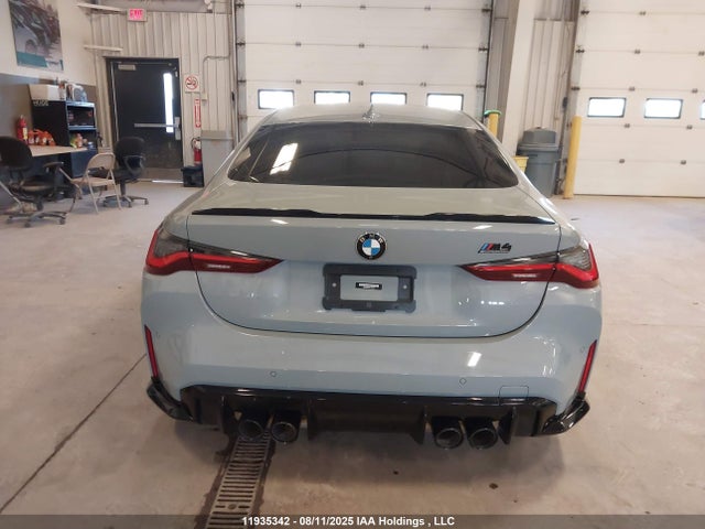 BMW M4 2022 WBS43AZ04NCJ49978 Image 16