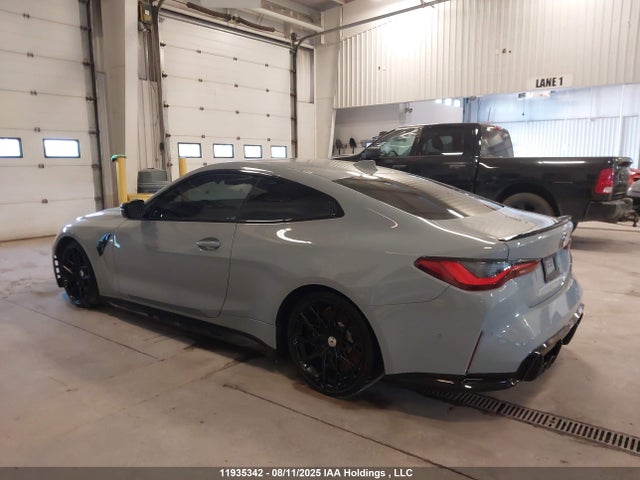 BMW M4 2022 WBS43AZ04NCJ49978 Image 3