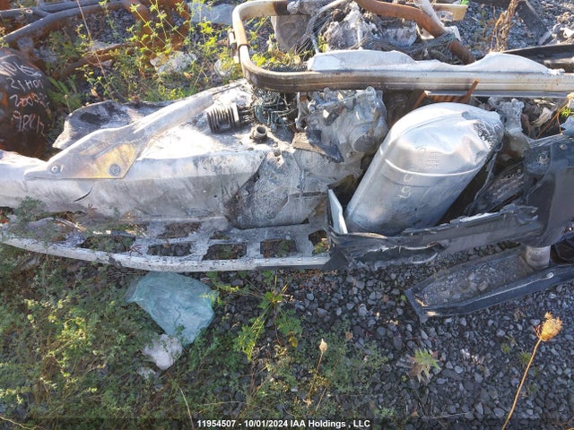 2BPSGNMA0MV000474 Skidoo Tundra