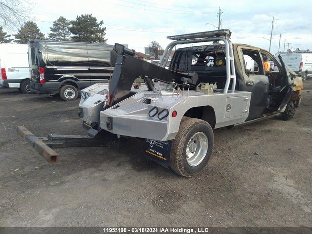 1GT49YEYXRF205825 GMC SIERRA 3500