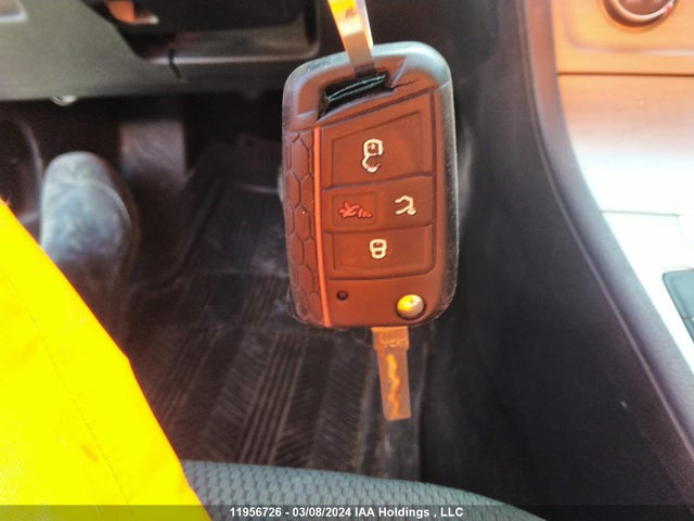 3VW217AU5HM021934 Volkswagen 1.8 tsi