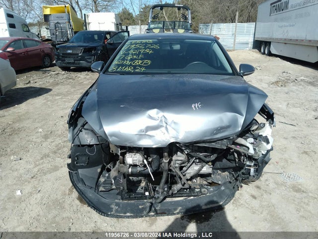 3VW217AU5HM021934 Volkswagen 1.8 tsi