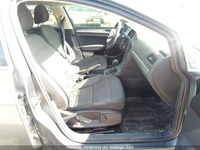 3VW217AU5HM021934 Volkswagen 1.8 tsi