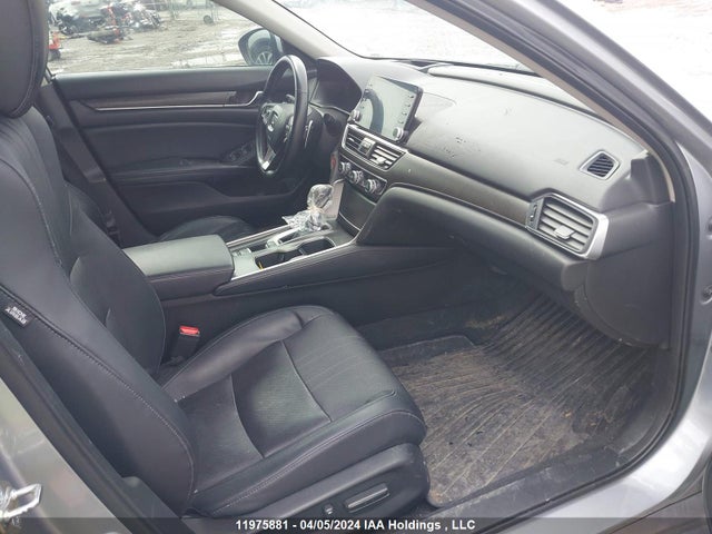 Продаж на аукціоні авто 2018 Honda Accord Sedan, vin: 1HGCV1F98JA806448, номер лоту: 11975881