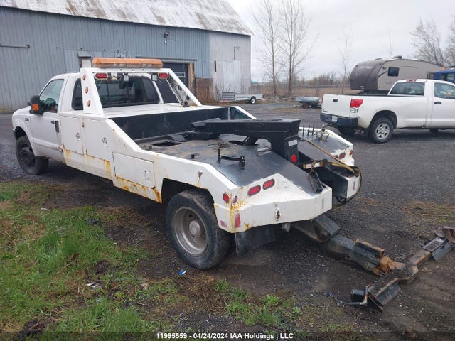 11995559 :رقم المزاد ، 1FDAF56F7XEC61713 vin ، 1999 Ford F550 Super Duty مزاد بيع
