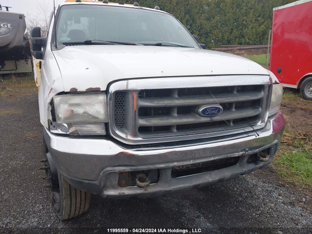 11995559 :رقم المزاد ، 1FDAF56F7XEC61713 vin ، 1999 Ford F550 Super Duty مزاد بيع