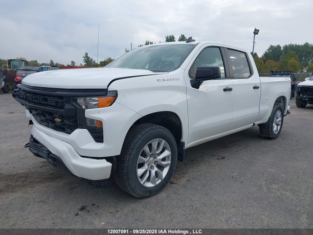 Chevrolet l3b 2023 3GCPDBEK5PG339318 Image 2