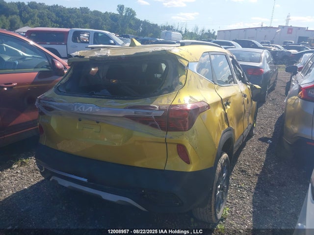 KIA nu 2022 KNDEUCAA5N7326989 Image 4