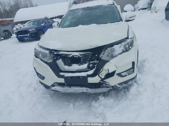 5N1AT2MV6JC798559 Nissan Rogue Sv/sl