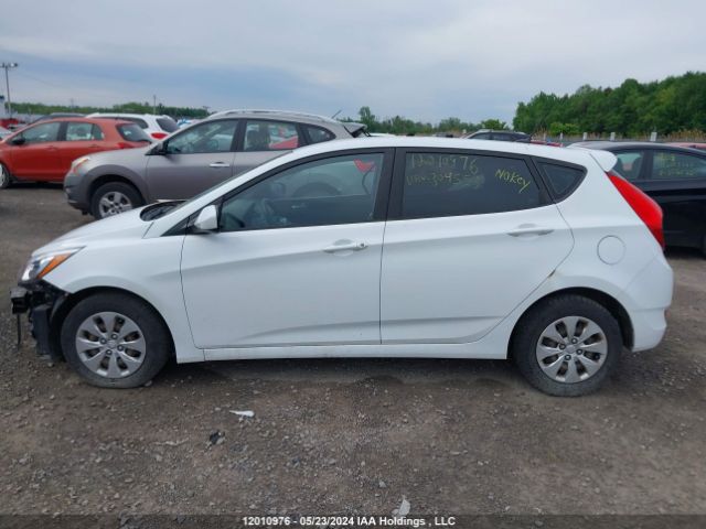 KMHCT5AE9HU304553 Hyundai 2017