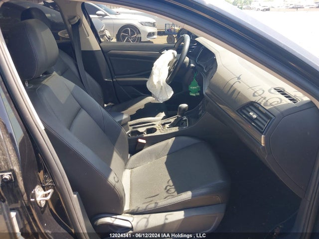 3VWE57BU9KM222811 Volkswagen 1.8 tsi