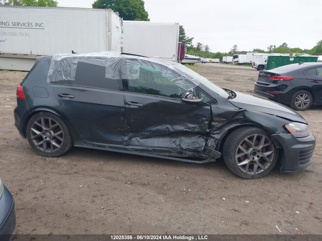 3VW4T7AU4FM005840 Volkswagen GTI