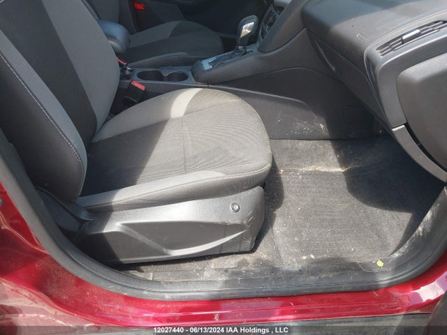 1FADP3F20EL364485 Ford FOCUS SE