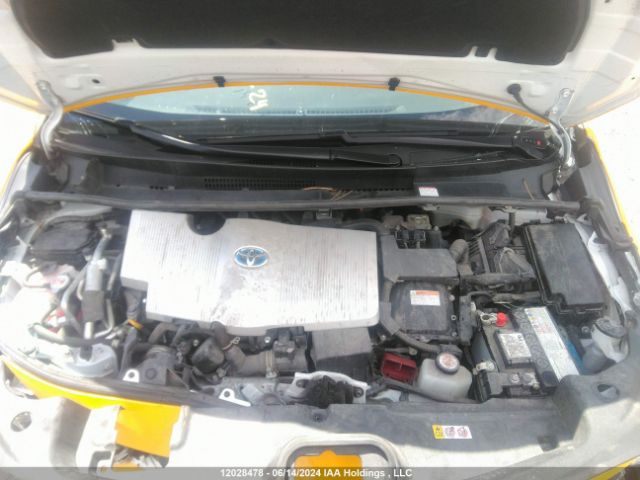 JTDKAMFP6N3207094 Toyota 2zr-fxe, 1nm+1sm