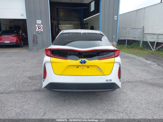 JTDKAMFP6N3207094 Toyota 2zr-fxe, 1nm+1sm