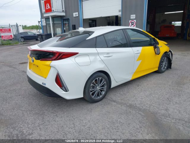 JTDKAMFP6N3207094 Toyota 2zr-fxe, 1nm+1sm