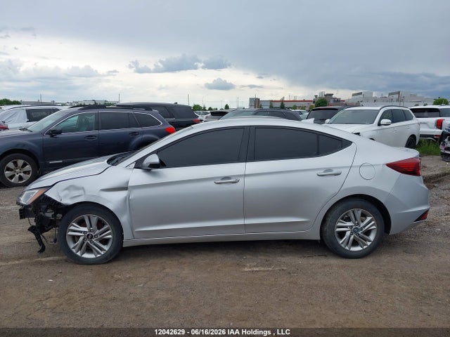 2019 Hyundai Elantra Preferred მანქანა იყიდება აუქციონზე, vin: KMHD84LF5KU879844, აუქციონის ნომერი: 12042629