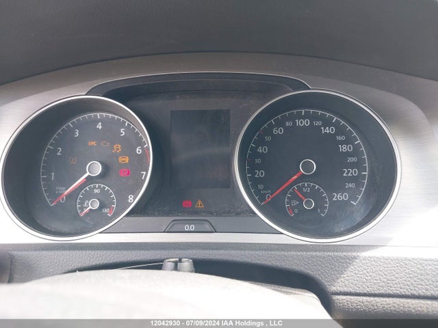 3VW817AU6HM035562 Volkswagen 1.8 tsi