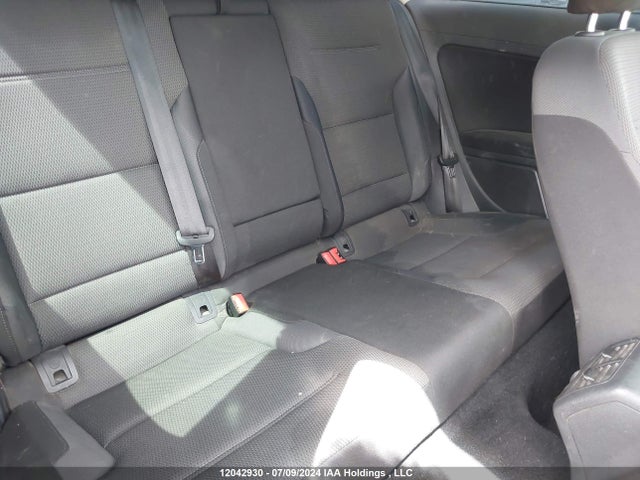 3VW817AU6HM035562 Volkswagen 1.8 tsi