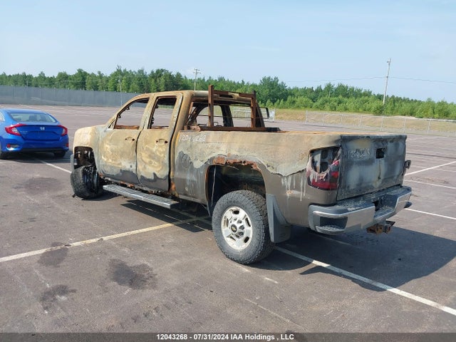 Chevrolet SILVERADO 2500HD 2015 1GC2KVEG2FZ125530 Image 3
