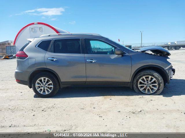 5N1AT2MV3JC718411 Nissan Rogue