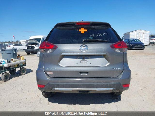 5N1AT2MV3JC718411 Nissan Rogue