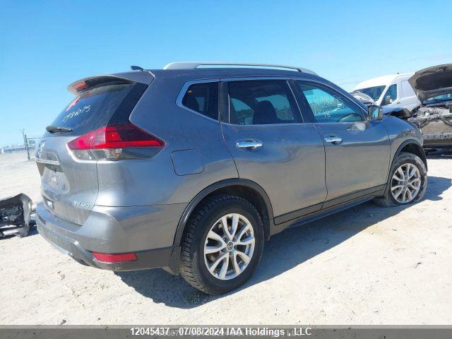 5N1AT2MV3JC718411 Nissan Rogue