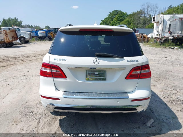 4JGDA2EB2EA425849 Mercedes-Benz 2014