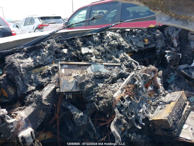 Land Rover aj126 2018 SALYM2RV7JA772517 Image 14