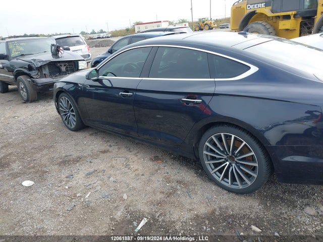 Audi 2018 2018 WAUCNCF54JA085565 Image 14