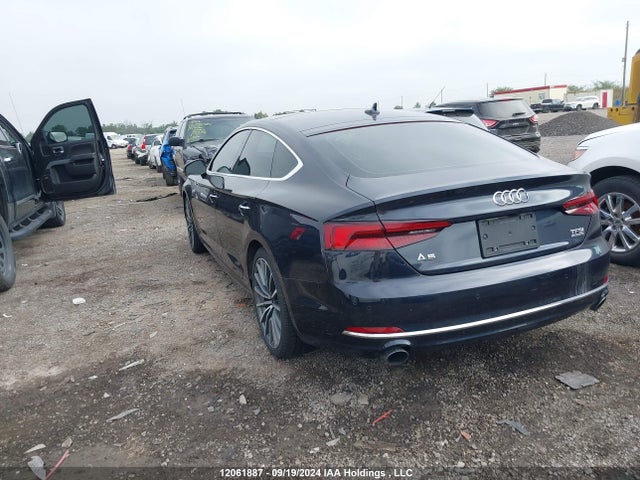 Audi 2018 2018 WAUCNCF54JA085565 Image 3
