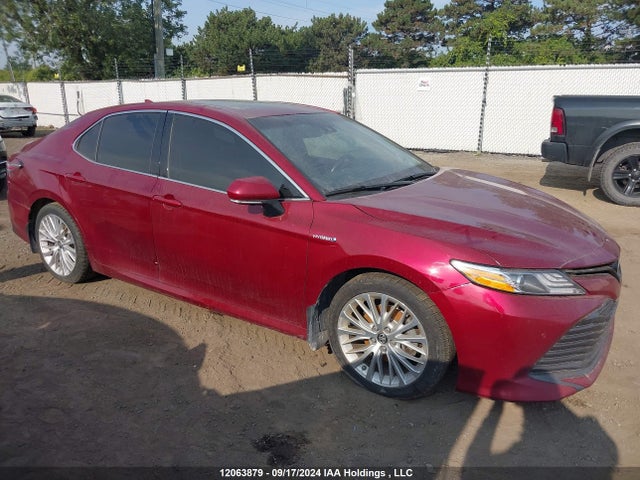 4T1B21HK0JU503581 Toyota Camry Hybrid/le/xle/se